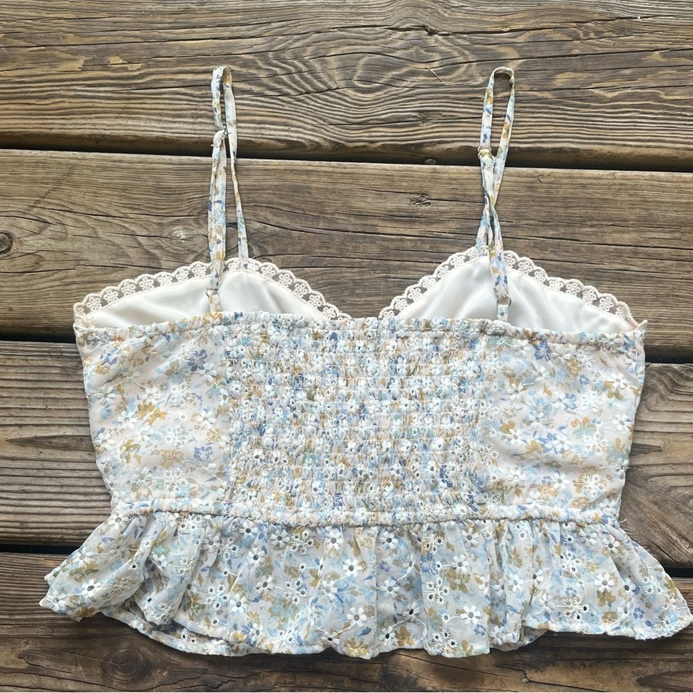 White Lace Floral Tank Top Cami Women’s Small Wild Fable Embroidered Blouse - Picture 4 of 9